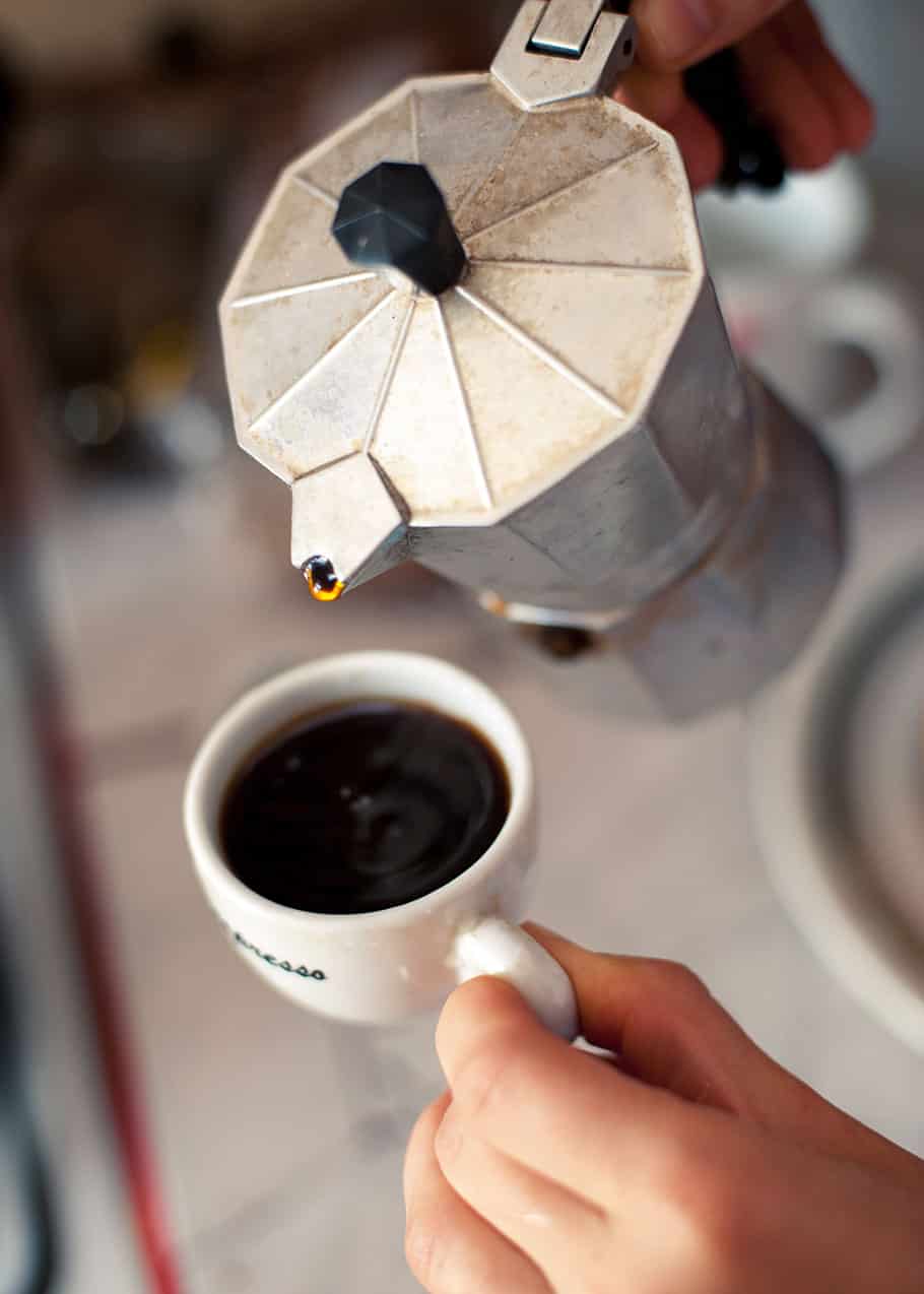 How to make strong coffee at home with an espresso maker