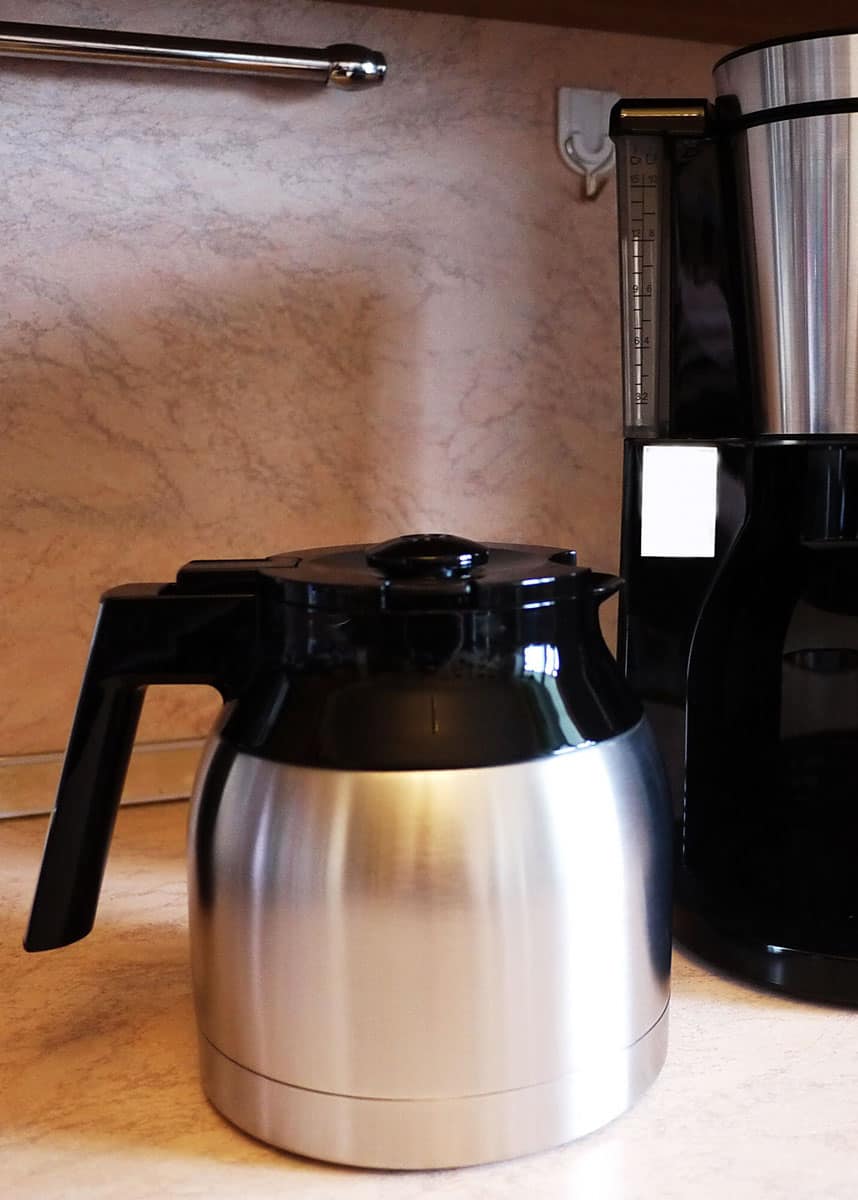 how to clean a metal coffee urn