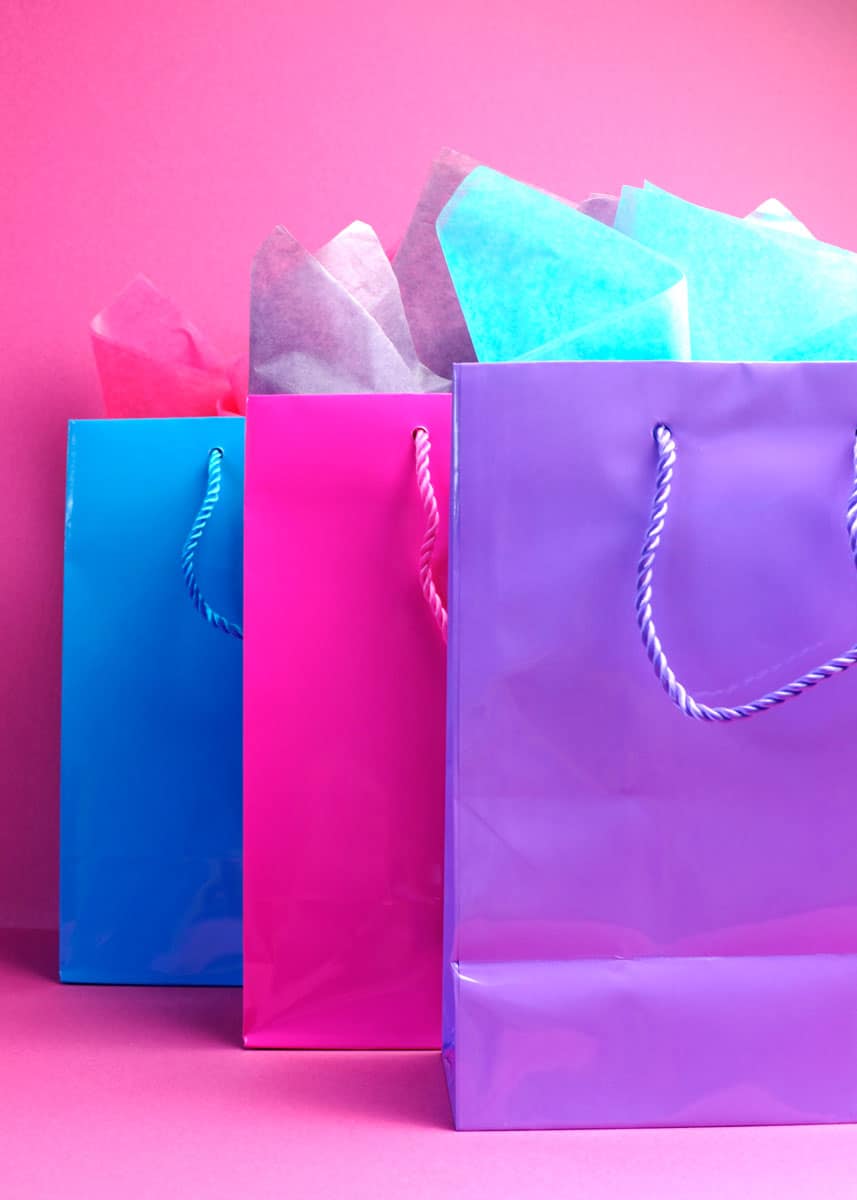 How to Put Tissue Paper in a Gift Bag (Step by Step with Video) +12